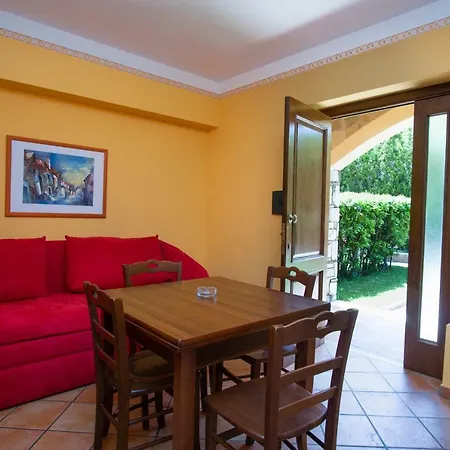 Baia Infreschi شقة فندقية 4*